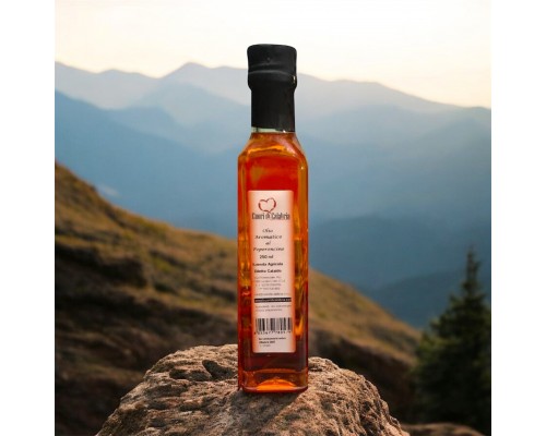 Olio Extra-Vergine BIO aromatico al Peperoncino Olio Extra-Vergine BIO aromatico al Peperoncino